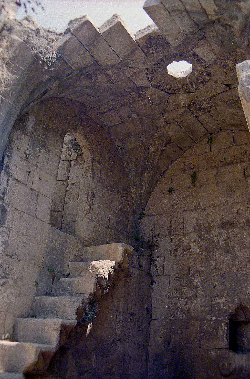 06.08.1991 | Eingangsportal   | Treppen neben dem Eingang