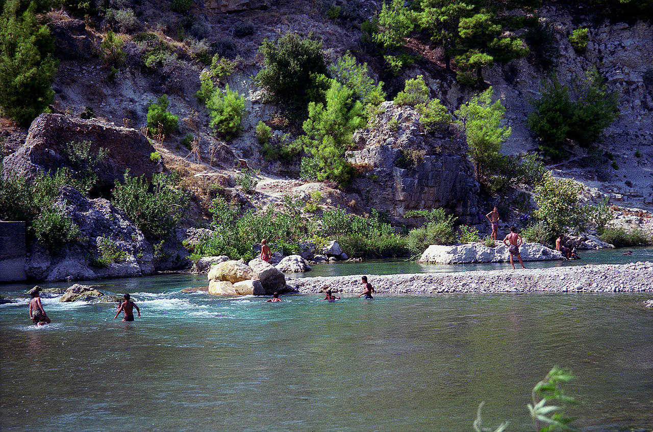 31.08.1995 | Alarahan | Baden der Jugend im Fluß