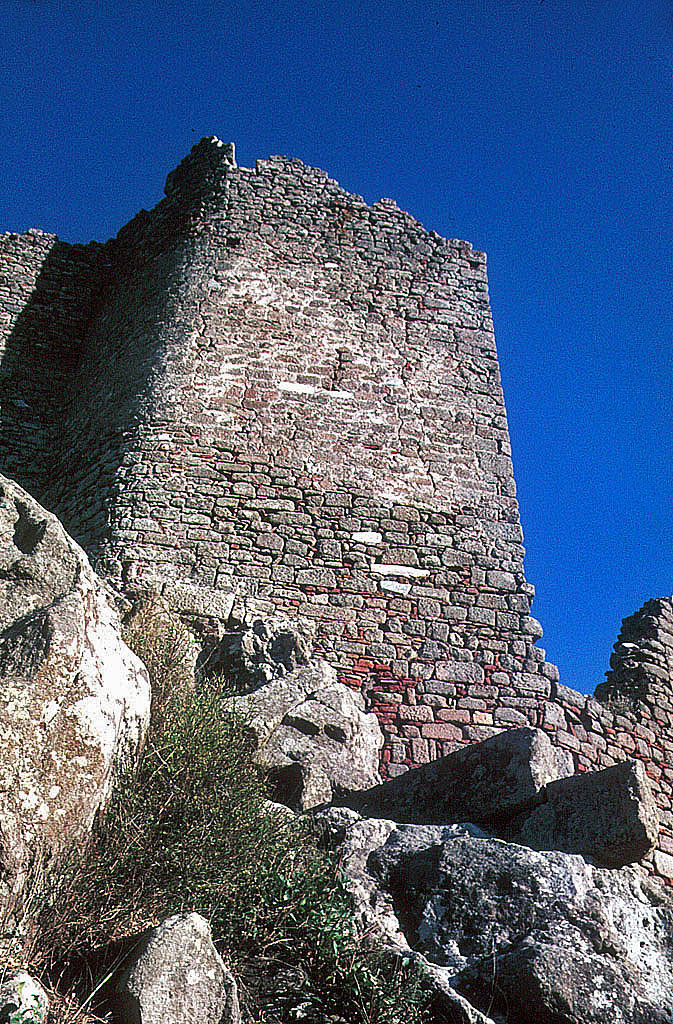 18.09.1968 | Burgmauer   | massive Burgmauer