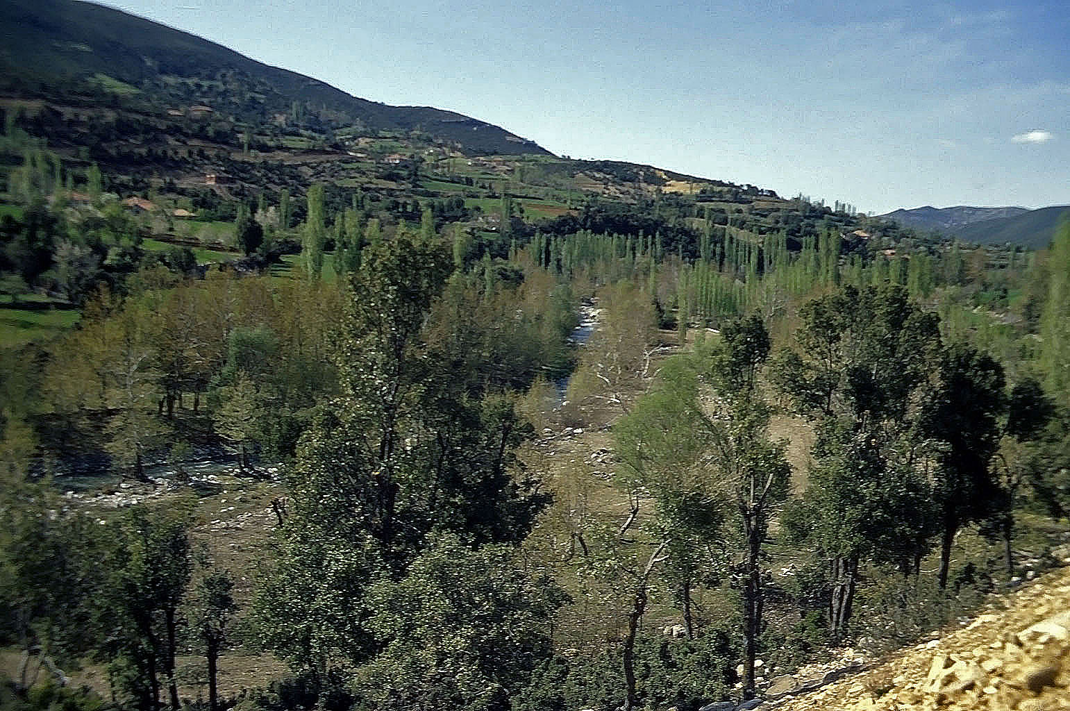 27.04.1993 | vor Aglasun | typische Taurus Landschaft