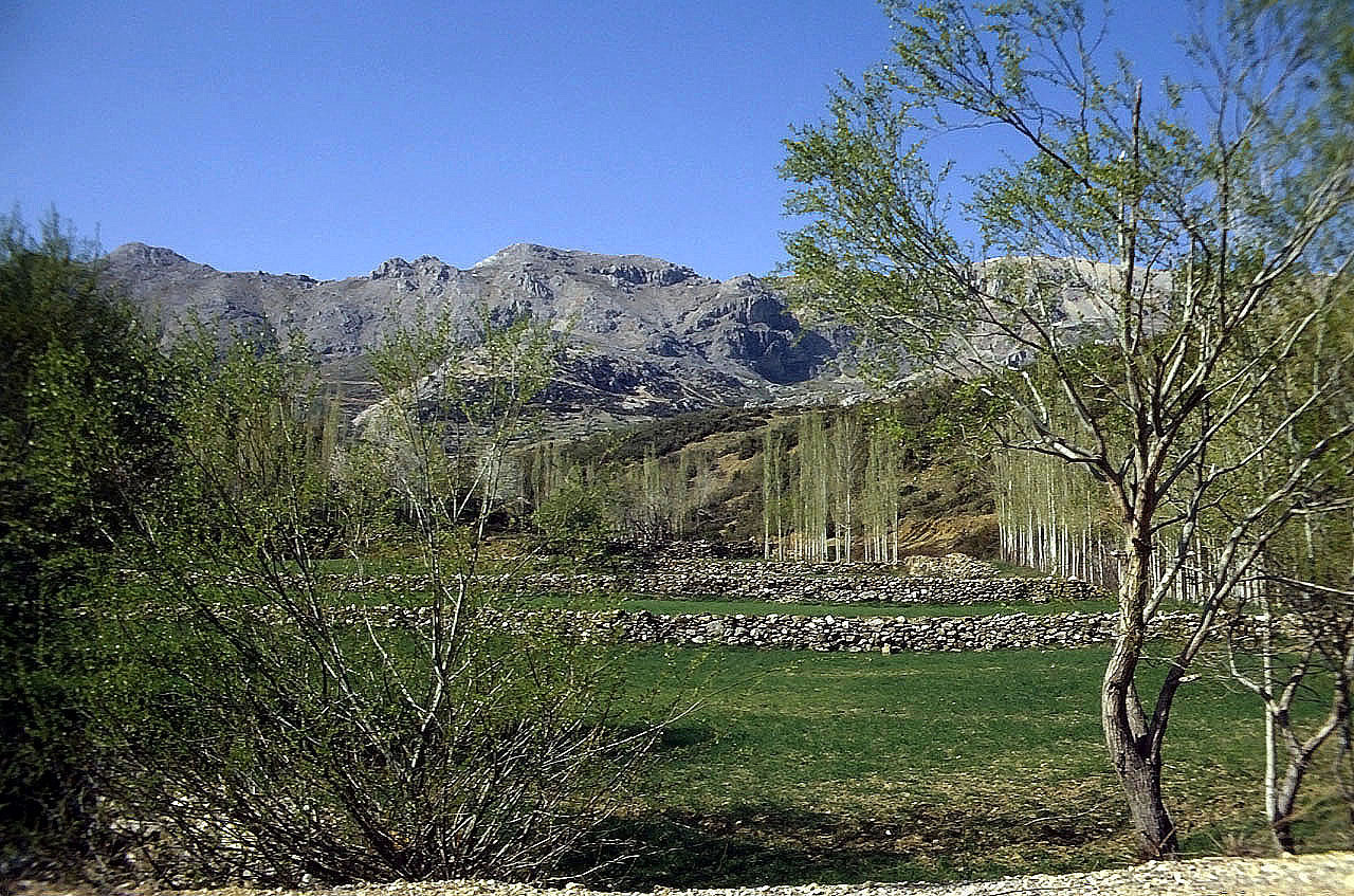 27.04.1993 | Aglasun | Tal - Landschaft bei Auffahrt nach Sagalassos