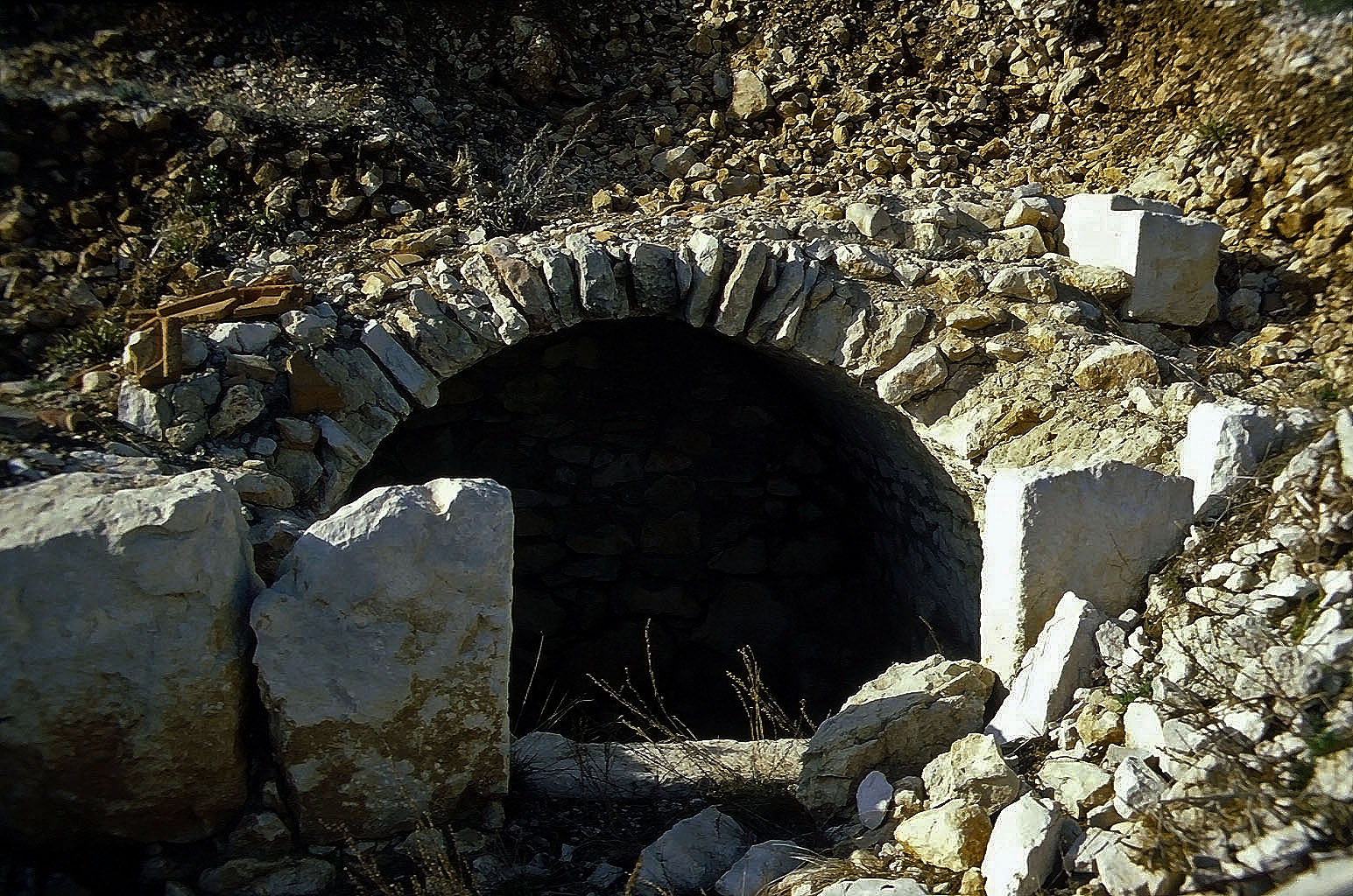 27.04.1993 | überm Theater   | gemauerter Brennofen