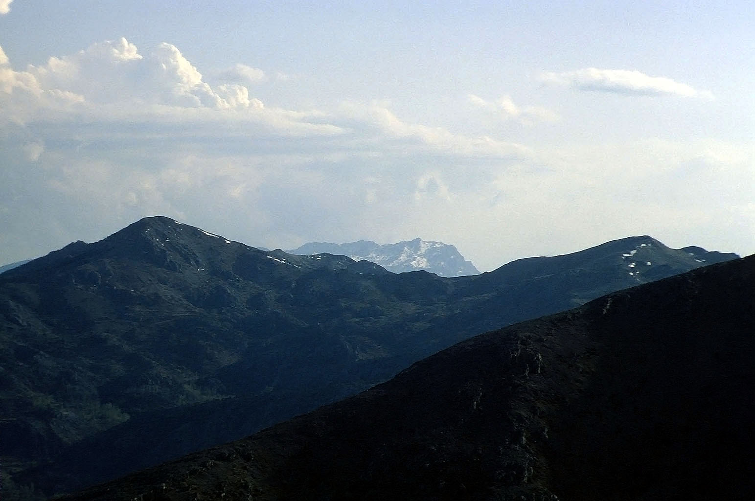 27.04.1993 | überm Theater   | Fernblick auf die Taurus Bergwelt