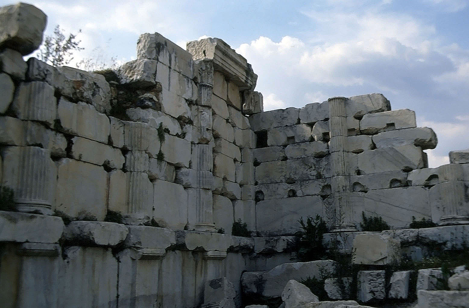 23.04.1993 | Gymnasium  | prunkvoll ausgestattete Raumecke